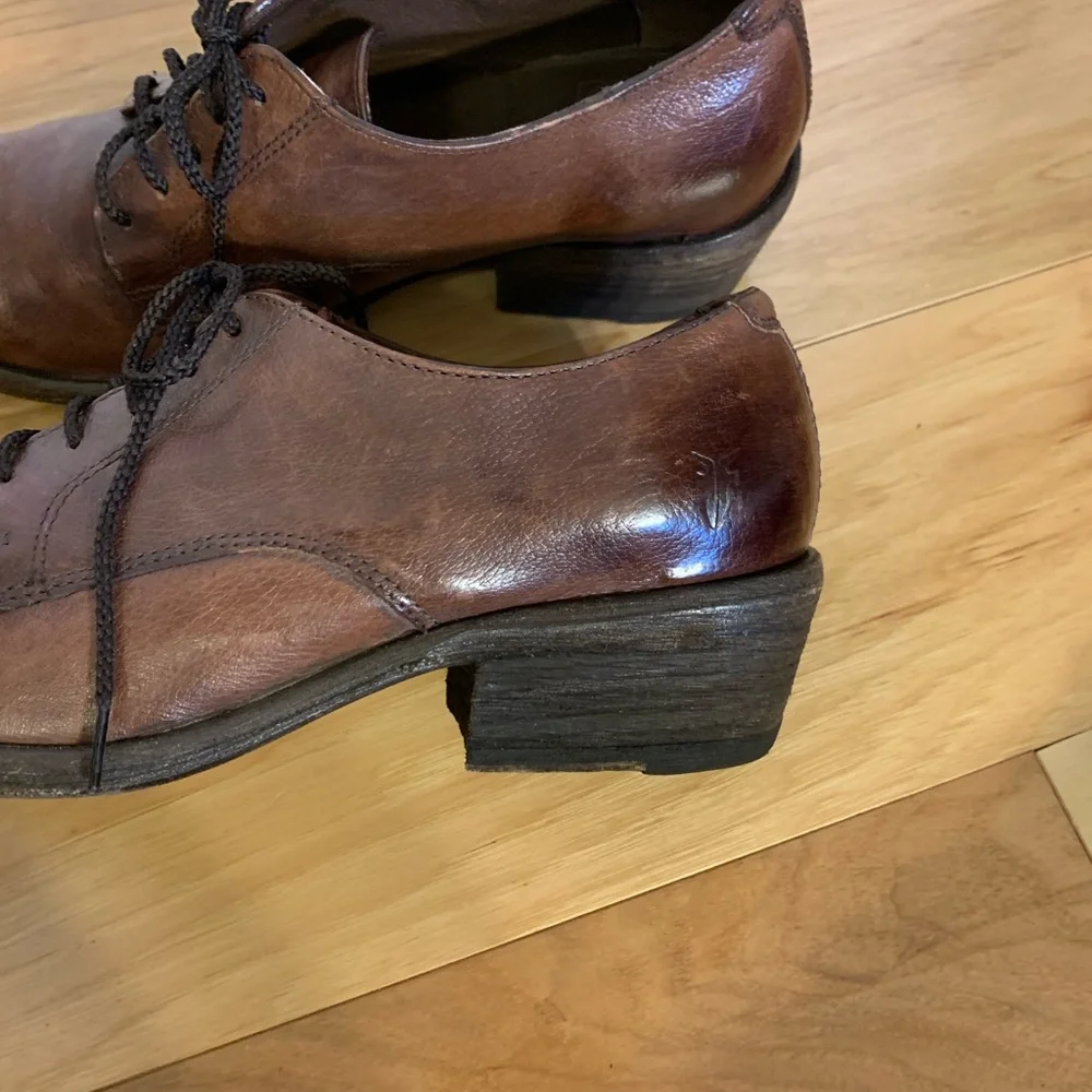 Frye Women's Brown Leather Lace-Up Oxfords